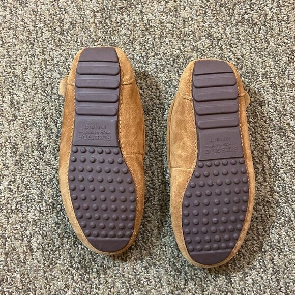 Fireside Women’s Tan Suede Moccasin Slippers Size 6 US /EU 37 - Picture 8 of 12